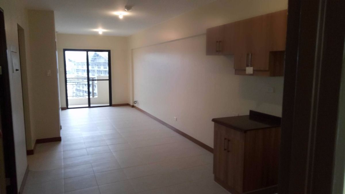 MIREA Residences 2 BR bedroom bare unit RFO for rent Amang Rodriquez Pasig City09