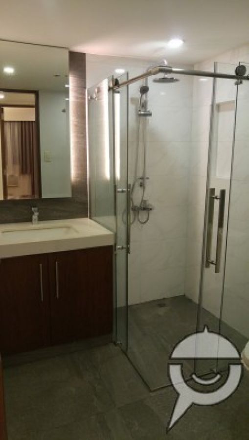 Semi-Furnished 4BR Newly Renovated Condo on Ayala Ave06