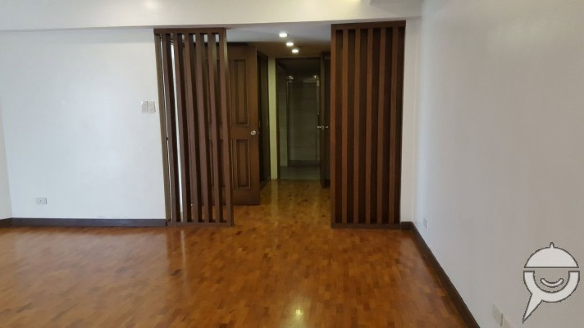 Semi-Furnished 4BR Newly Renovated Condo on Ayala Ave10