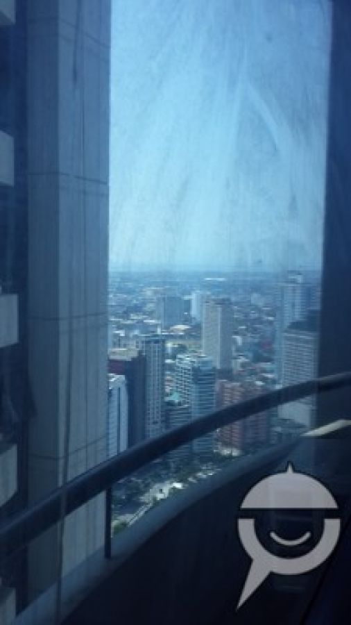 Fully Furnished Studio Unit in BSA Twin Towers near ADB06