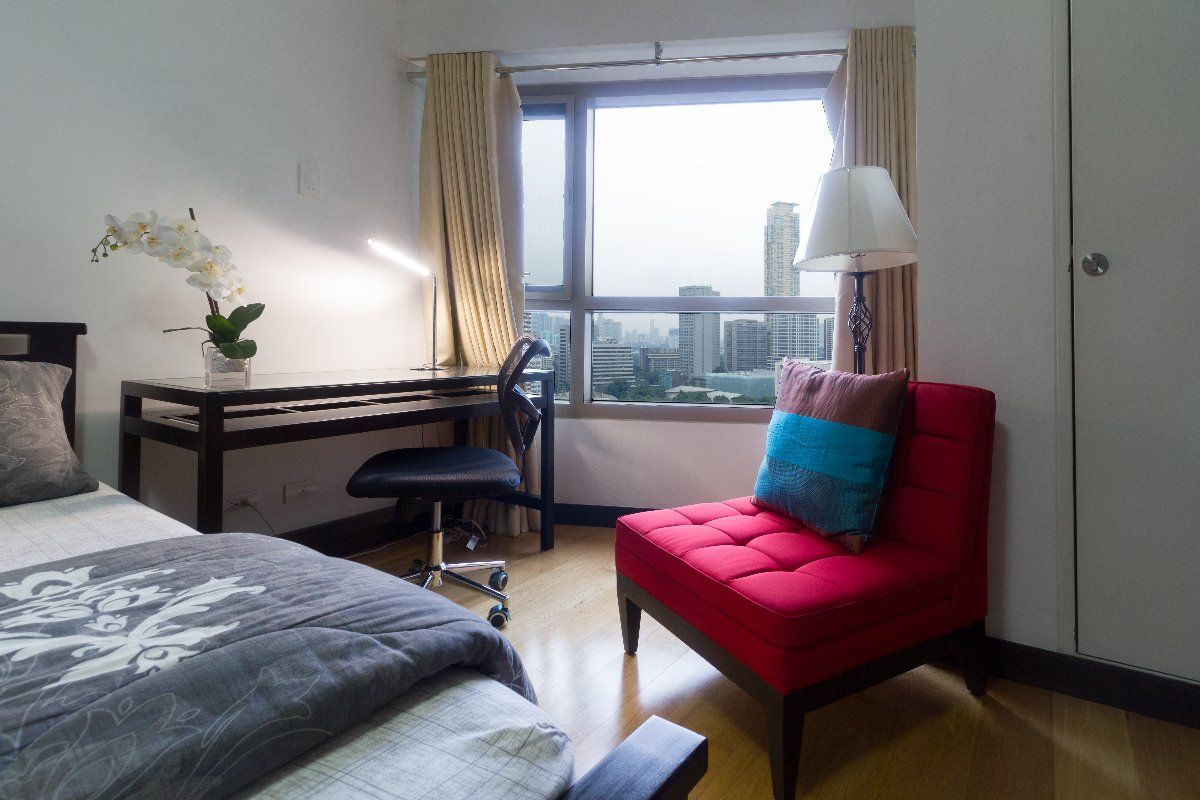 1 Bedroom The Residences at Greenbelt Fully Furnished for Rent03