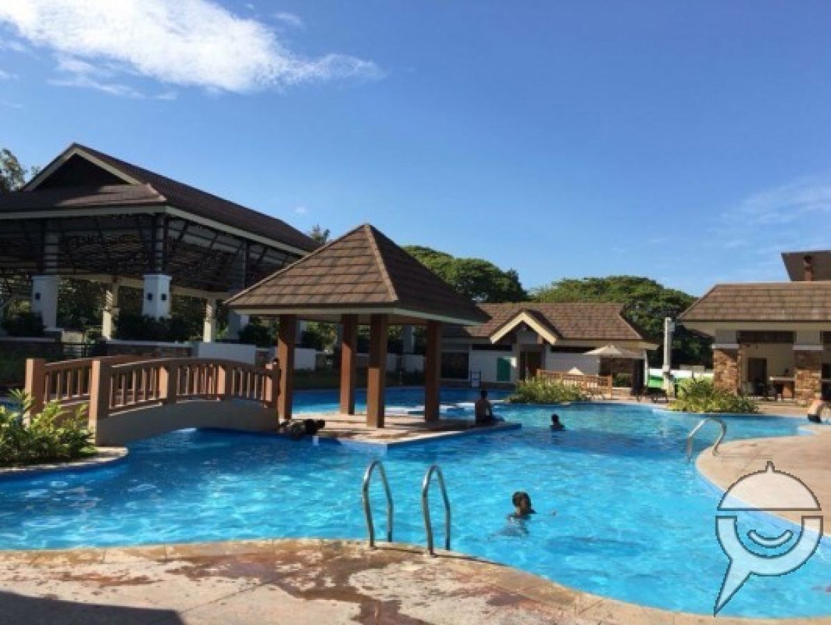 Fully Furnished unit at One Oasis Mabolo with pleasant amenities08