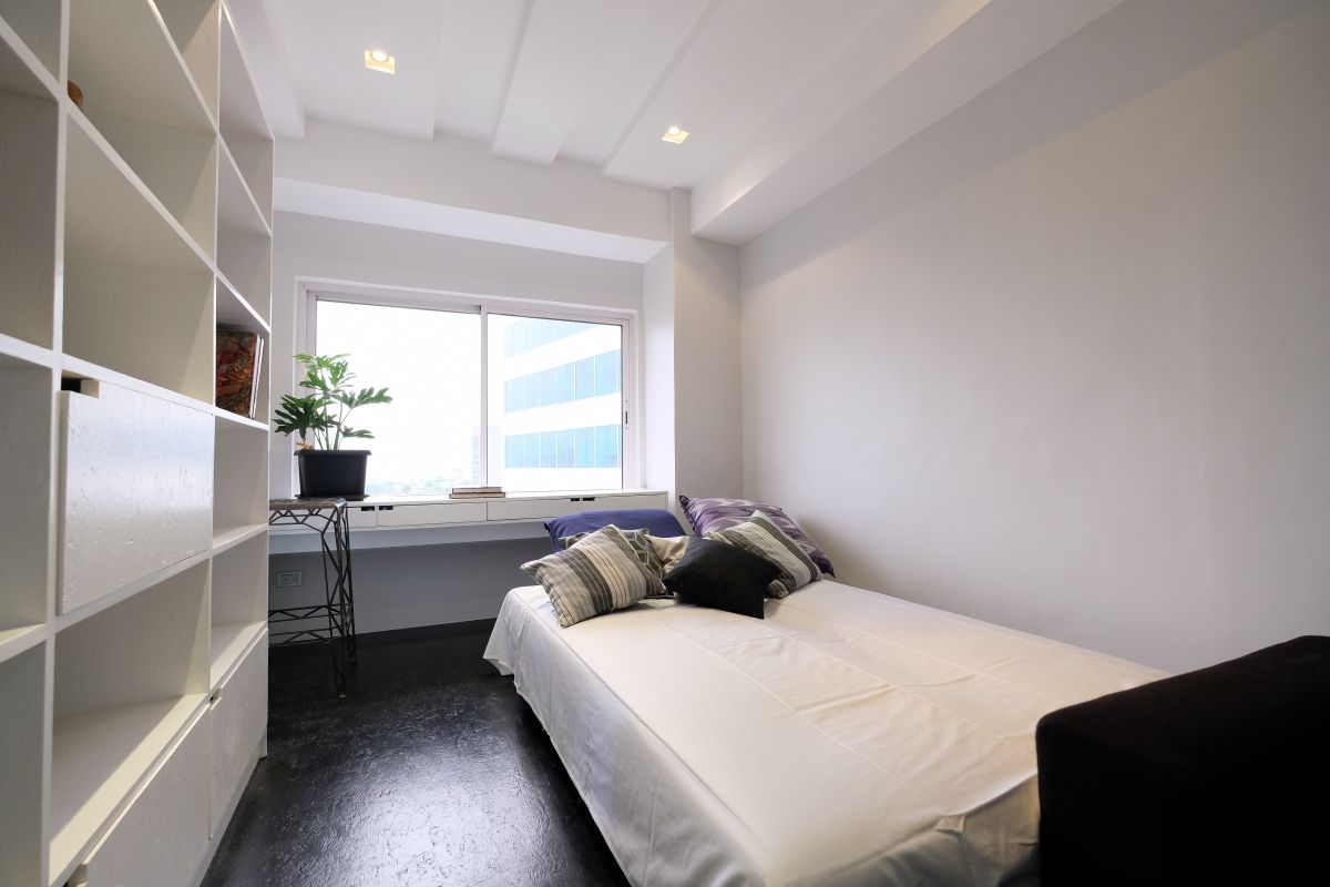 3 Bedroom Unit in W Tower02