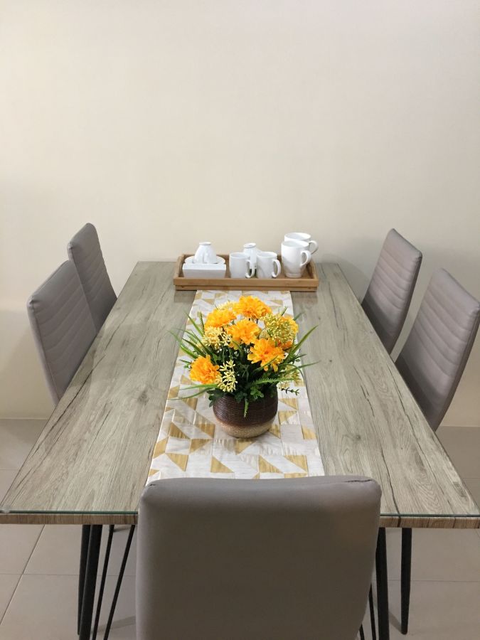 2-Bedroom Condo in BGC with parking02