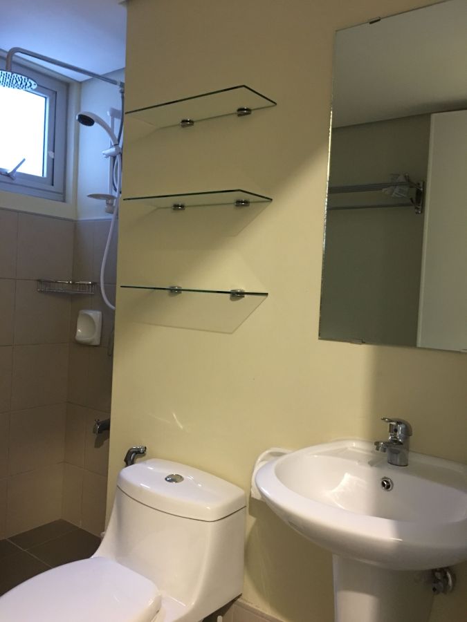 2-Bedroom Condo in BGC with parking06