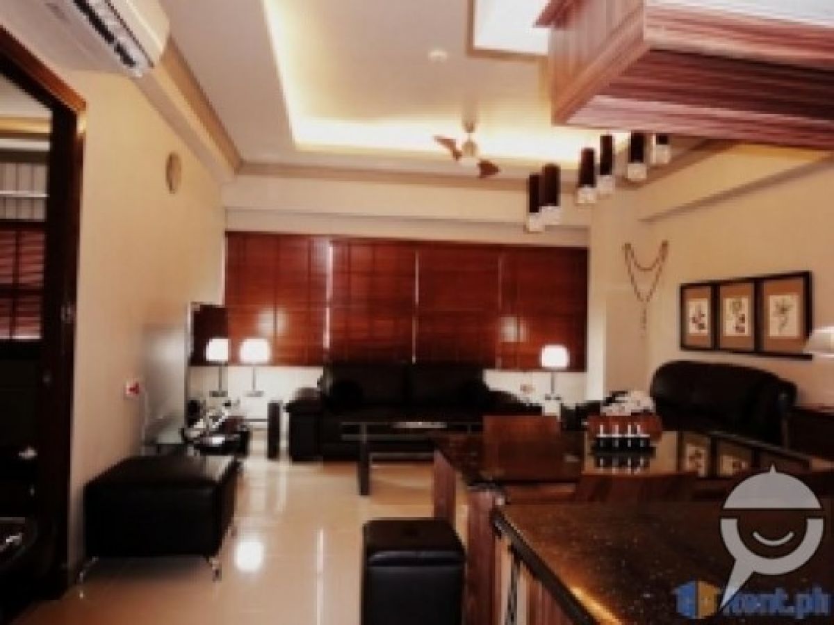 Luxurious 2BR Condo at Cebu Business Park01