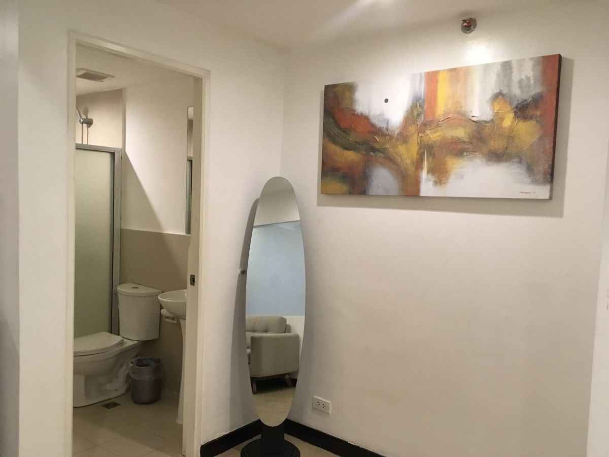 1 Bedroom Condomonium in Bonifacio Global City02
