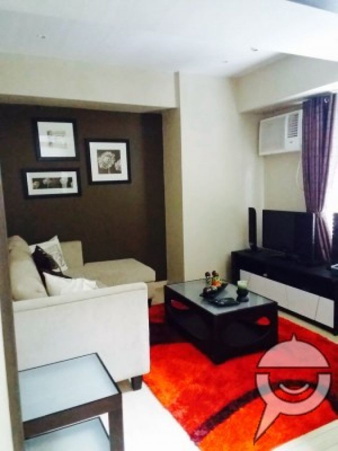 2 BR Loft Unit in Fort Residences BGC02