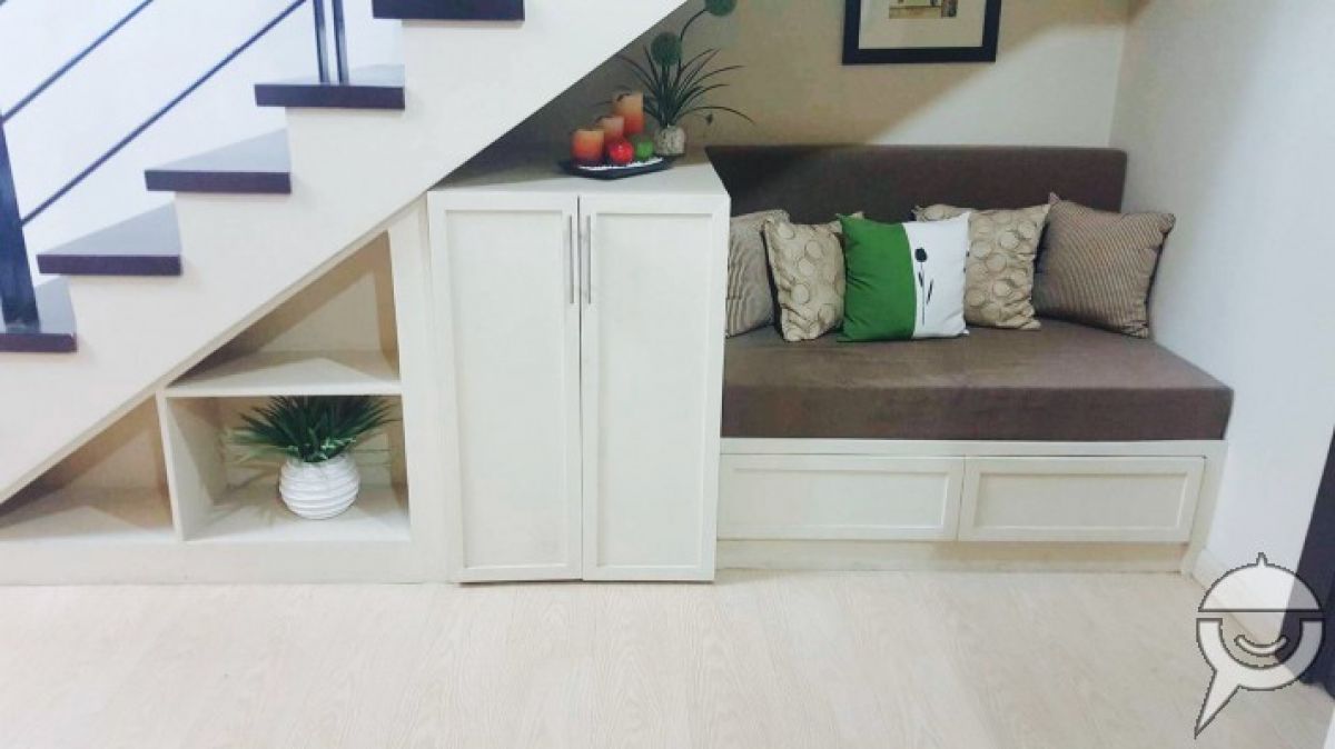 2 BR Loft Unit in Fort Residences BGC06