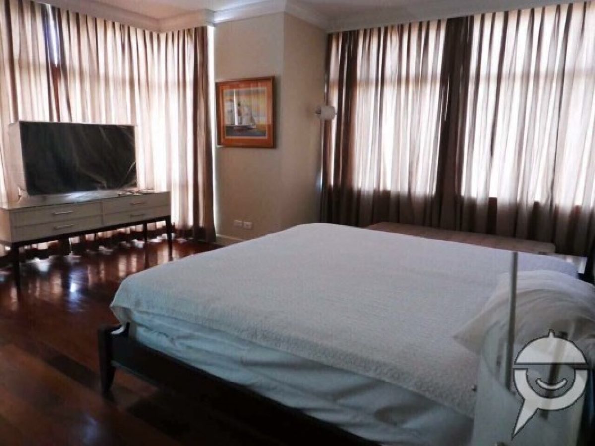 One Roxas Triangle For Rent 3 Bedroom and 4 Bedroom for rent08