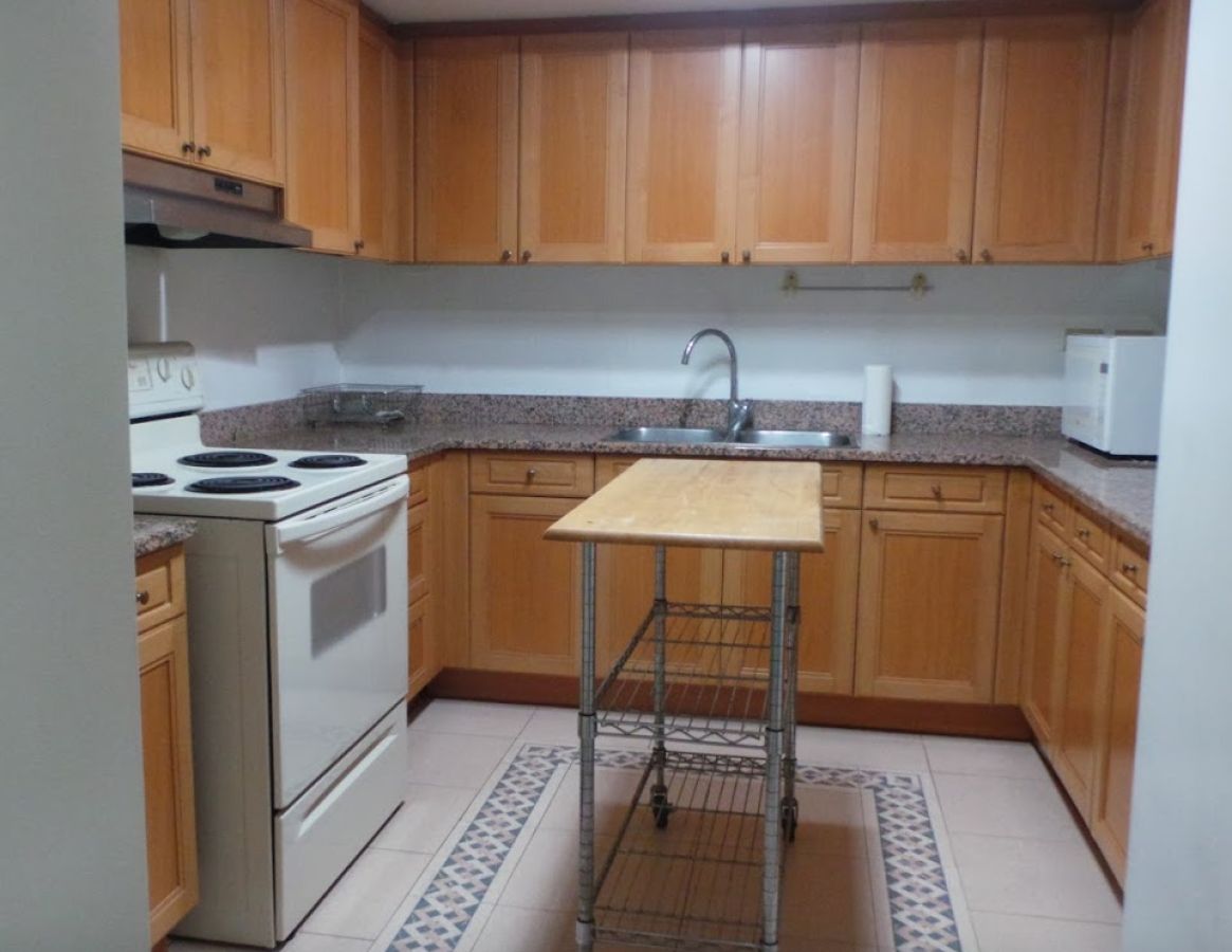 2 Bedroom Amorsolo Rockwell Unit For Rent ARN Realty Bambi Gabriel Narciso08