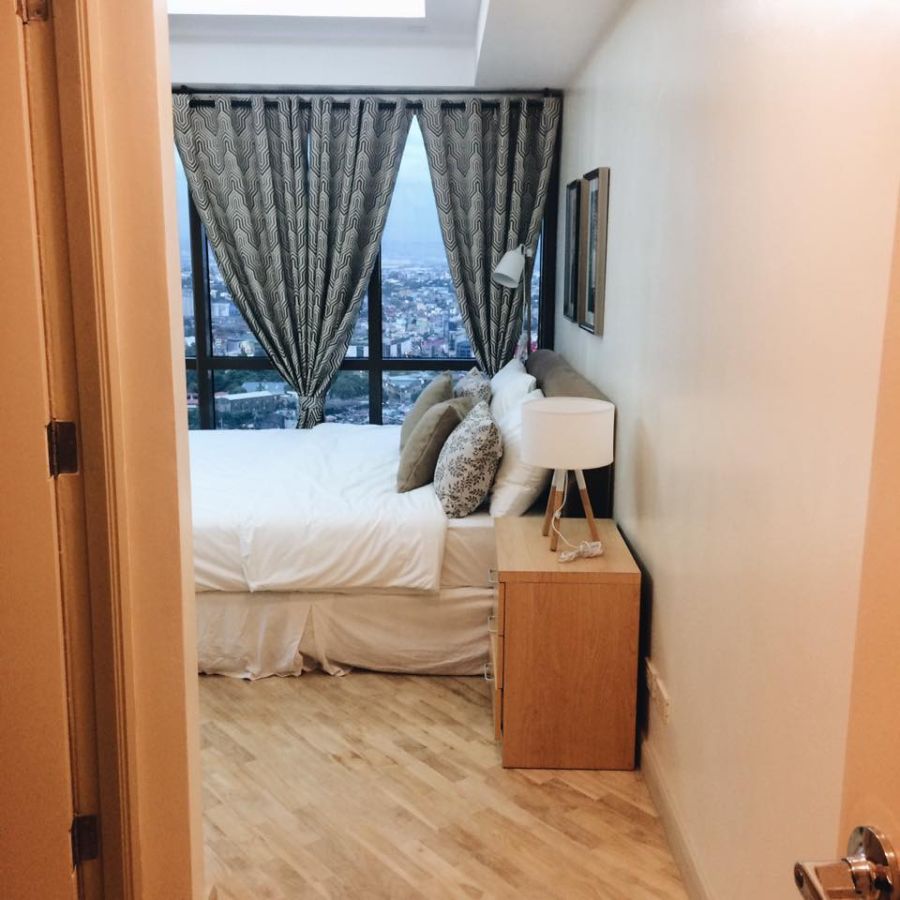 "Joya Lofts & Towers - 3 Bedroom, furnished w parking, 120sqm, Rockwell"10