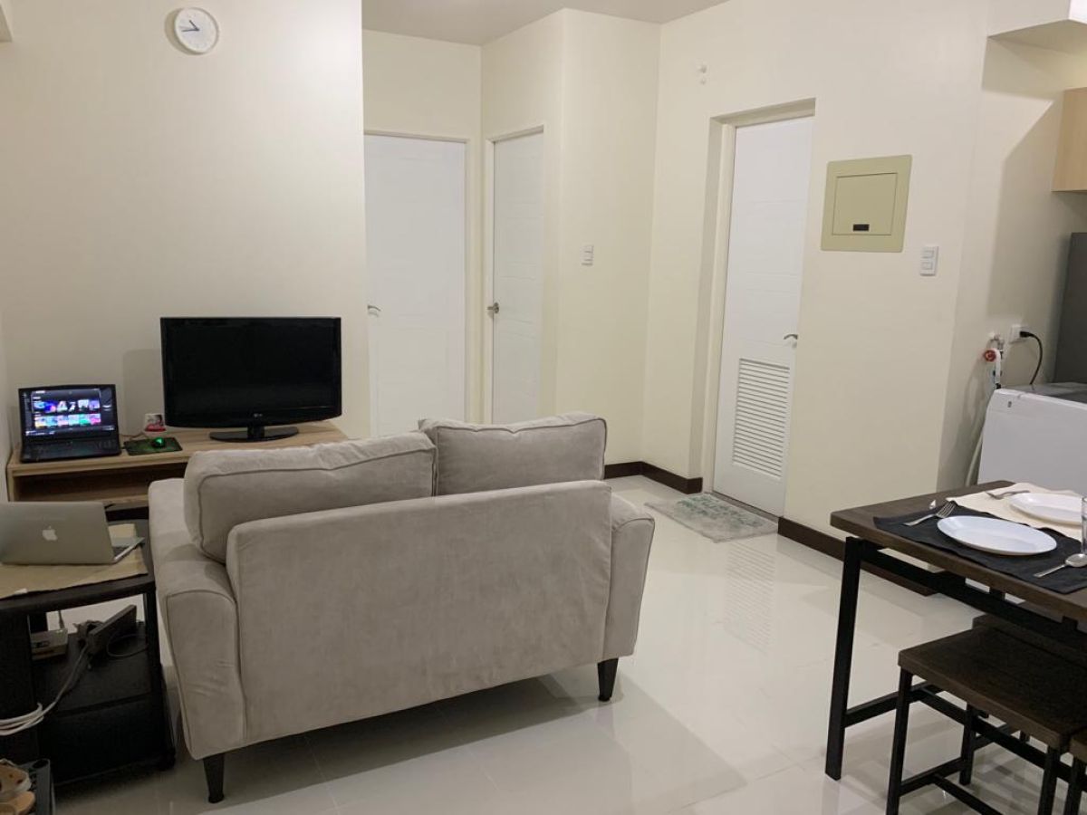 2 BR @ Lumiere Residences02