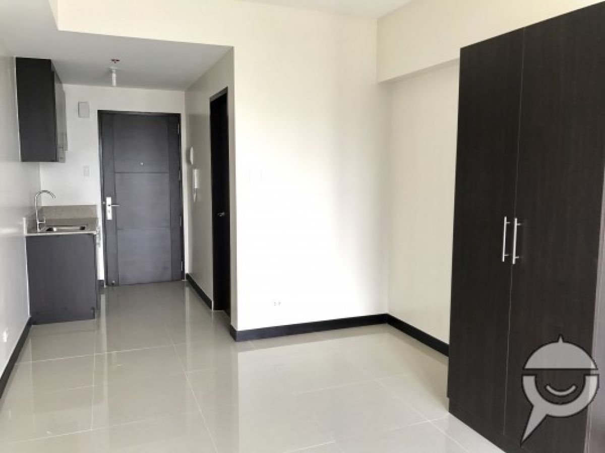 Studio Unit near Ortigas and BGC02