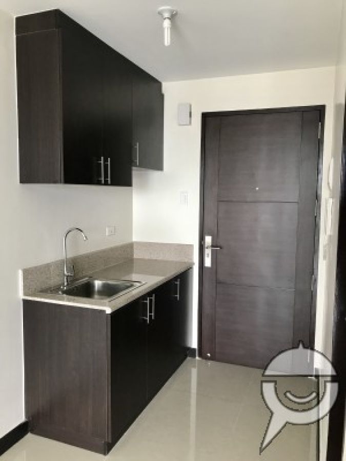 Studio Unit near Ortigas and BGC03