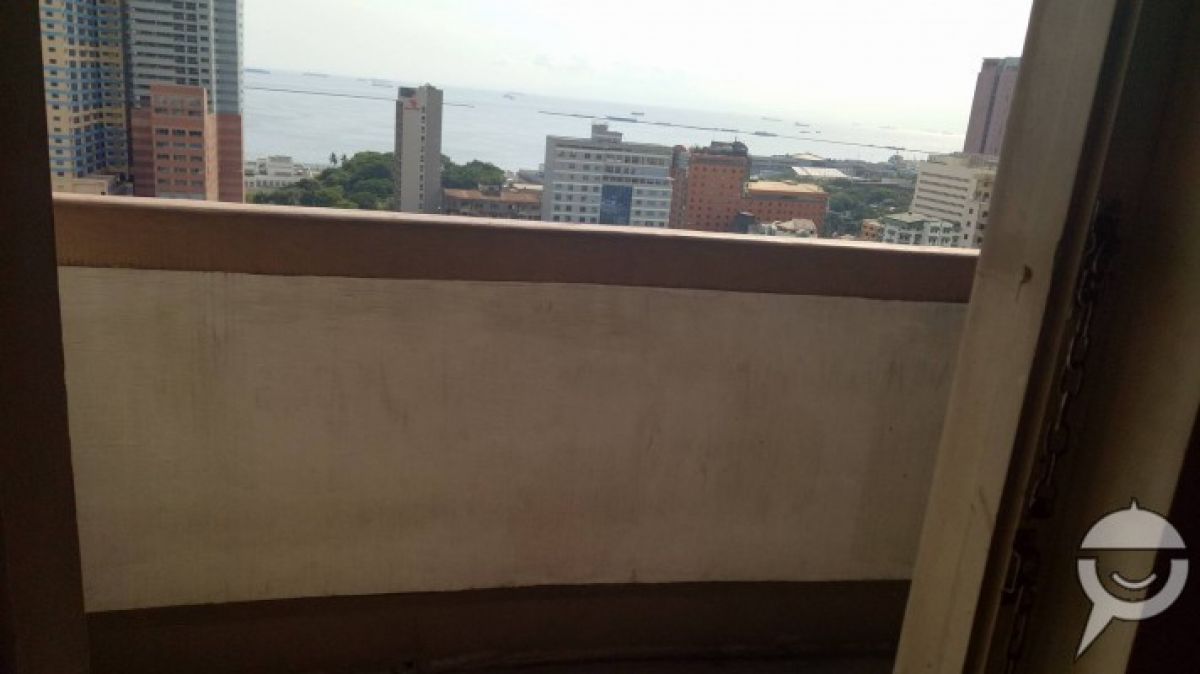 1 Bedroom  Condo for Rent02