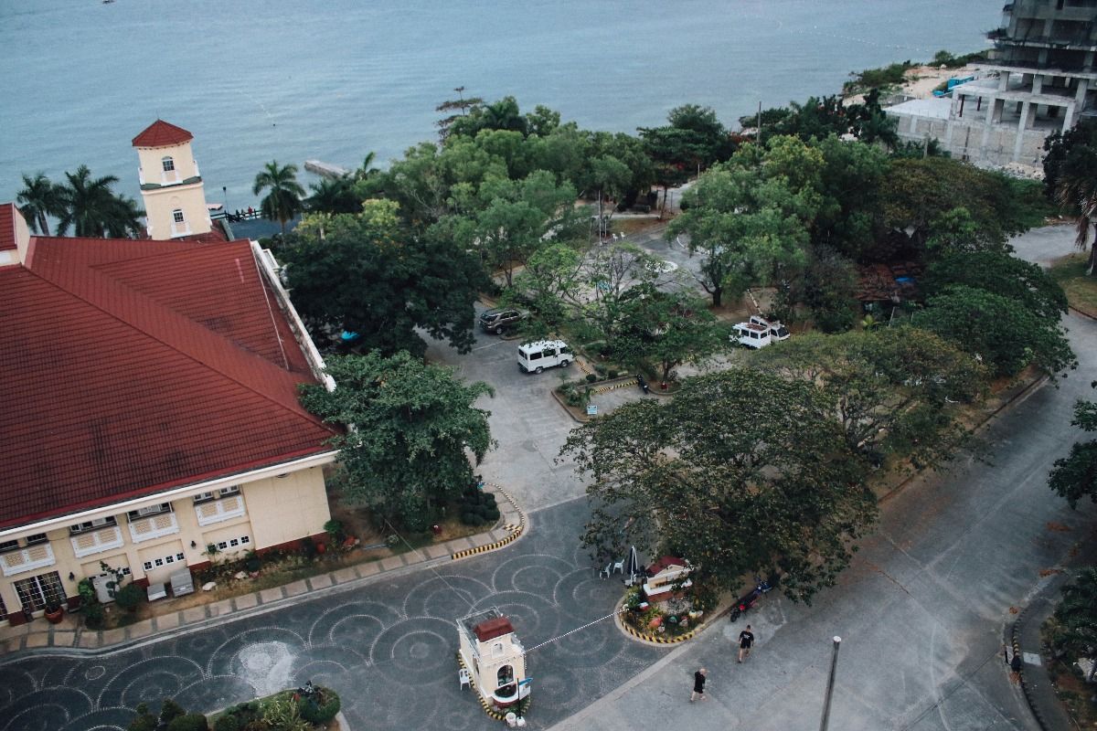 Penthouse at Mactan with Beautiful Seaview07