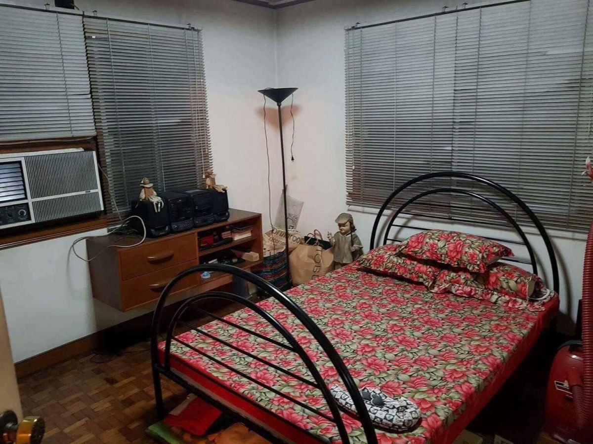 "Fully Furnished 2-Bedroom Condo in Makati, for Rent!"07
