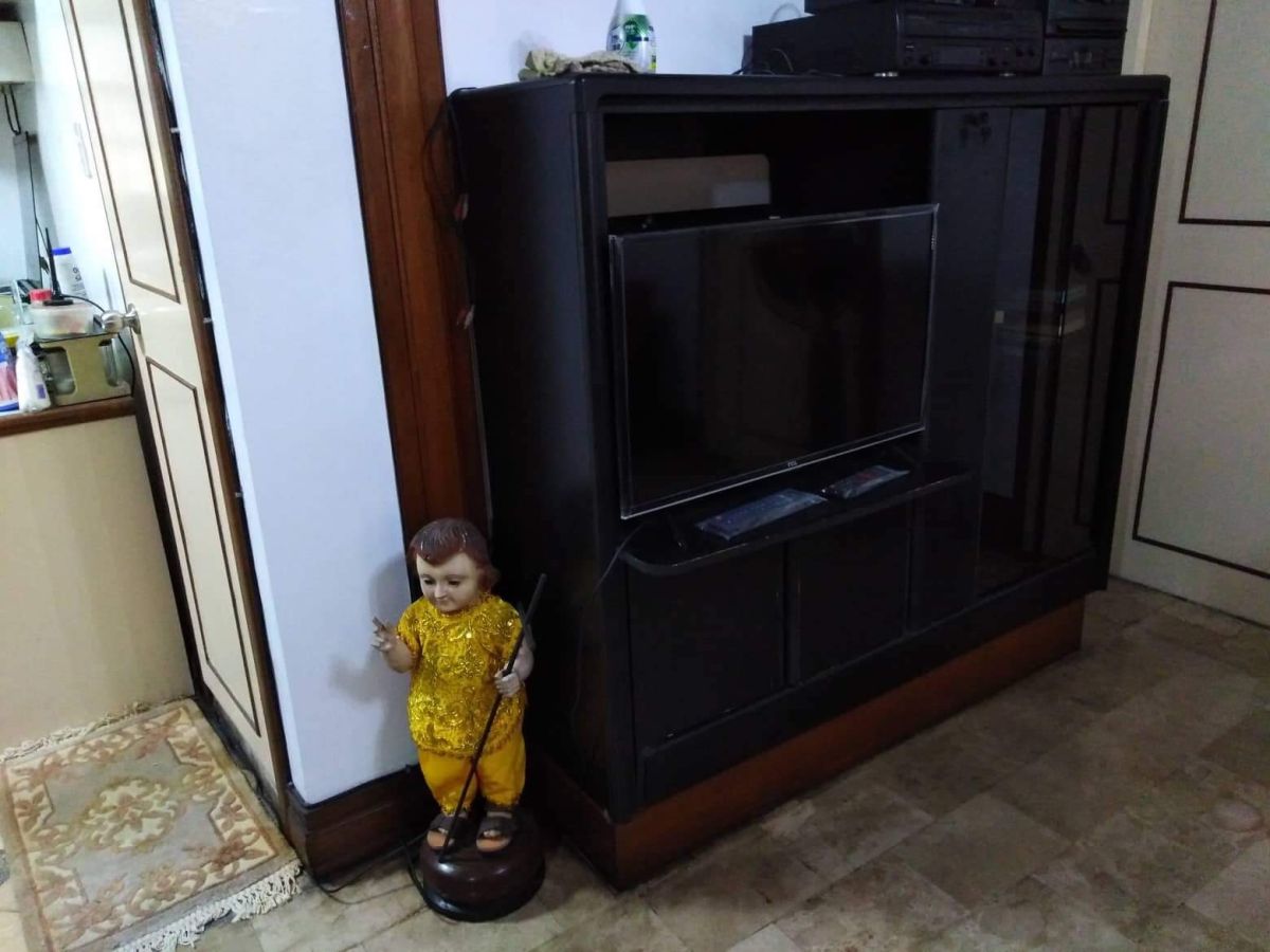 "Fully Furnished 2-Bedroom Condo in Makati, for Rent!"10