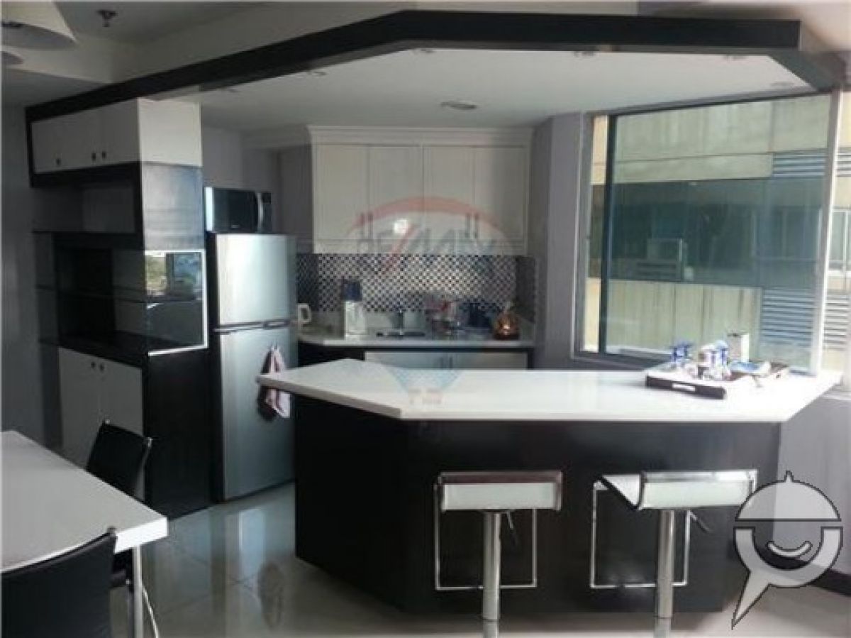 Fully Furnished 1BR Condo For Rent Greenhills03