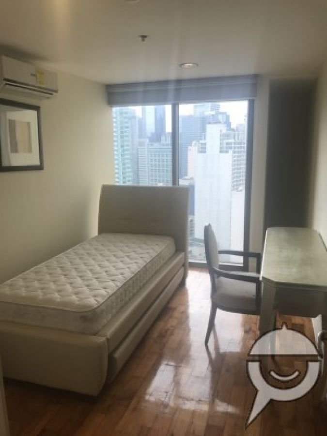 PENTHOUSE : 3 BR 2 Parking 5 TB Mosaic at Greenbelt06