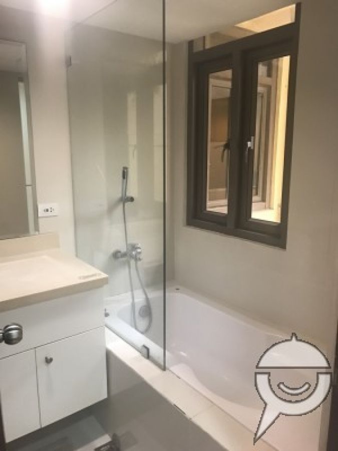 PENTHOUSE : 3 BR 2 Parking 5 TB Mosaic at Greenbelt07