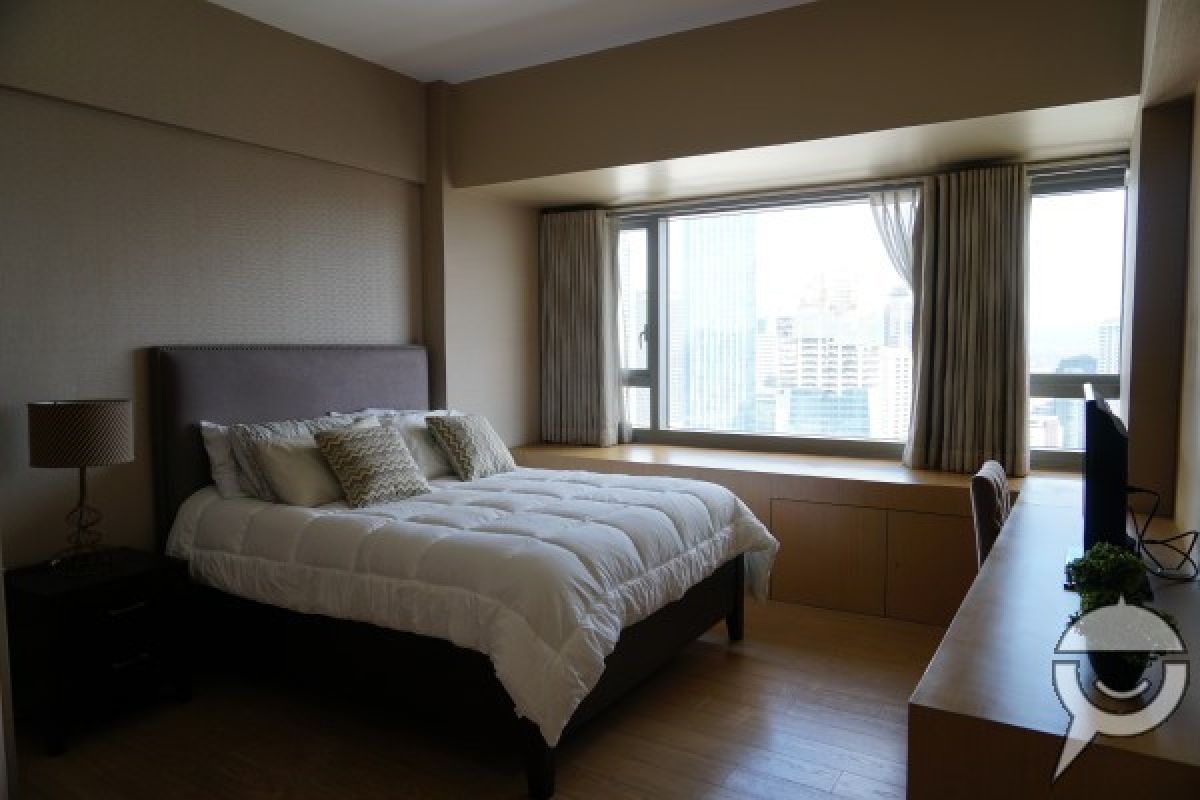 Elegantly Furnished One Bedroom (1BR) Unit at One Shangri-la Place04