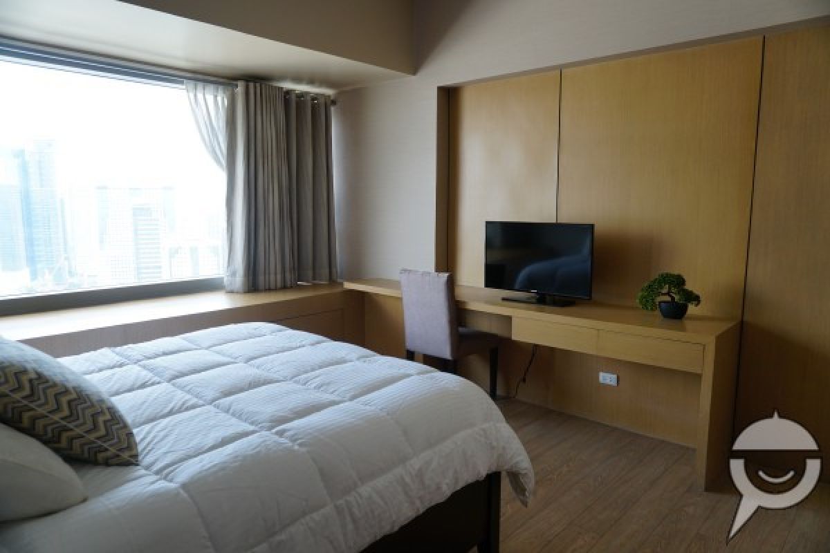 Elegantly Furnished One Bedroom (1BR) Unit at One Shangri-la Place05