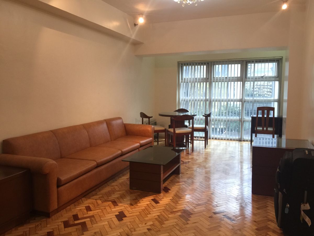 Bright & spacious 2BR apt in Salcedo village02