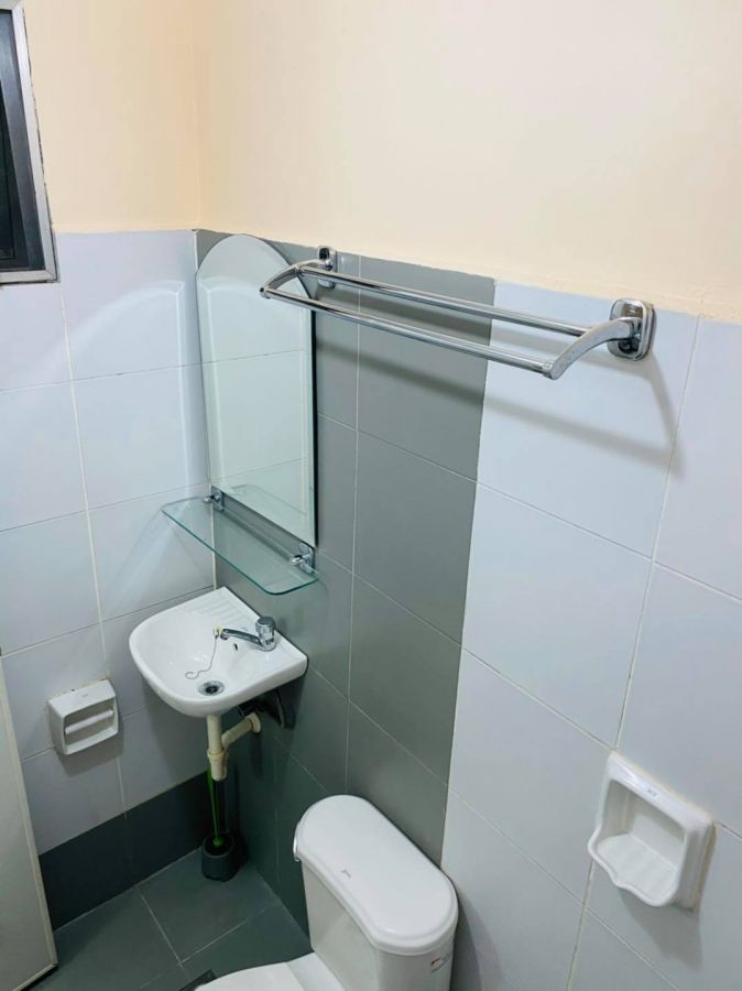 Brand New Studios near Circuit Makati05