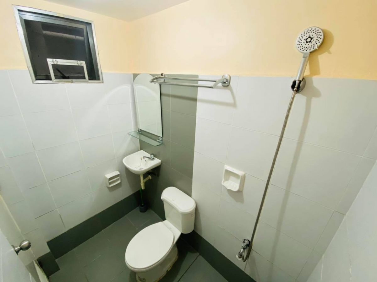 Brand New Studios near Circuit Makati06