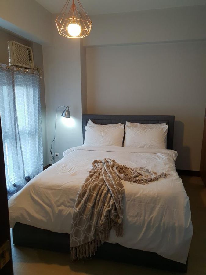 Condo for Rent in Eastwood City 1Bedroom  by Cloverphsuites with Internet WIFI04