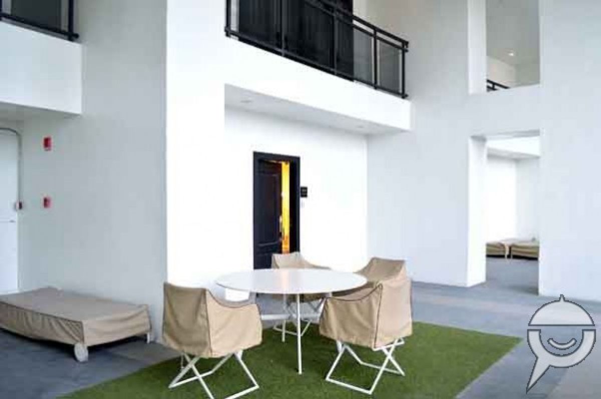 "2br Condo, Milano Residences, Century City"01