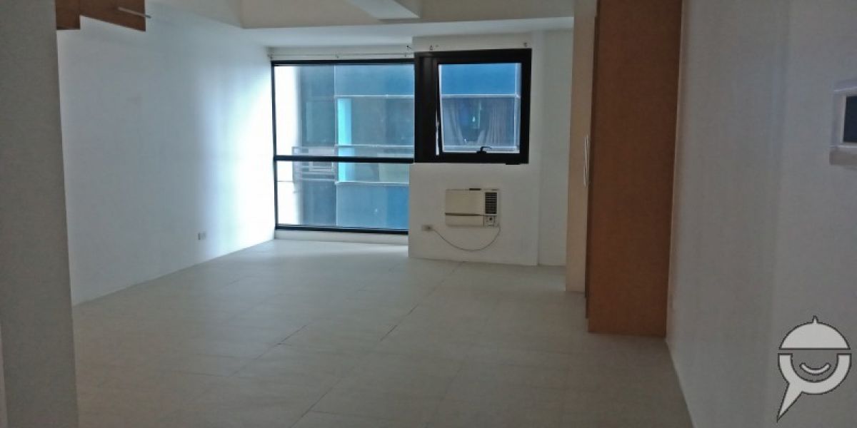 "Studio unit in Bsa Twin Towers Near ADB, back of Megamall"01