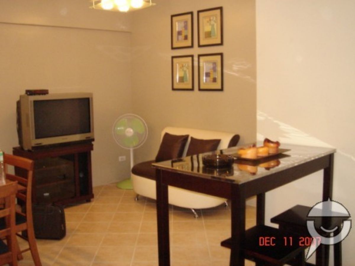 2BR furnished condo with amenities02