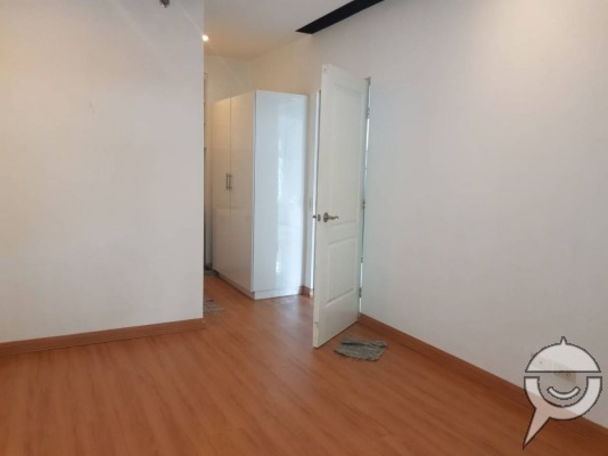 1-Bedroom Garden Unit in Two Serendra10