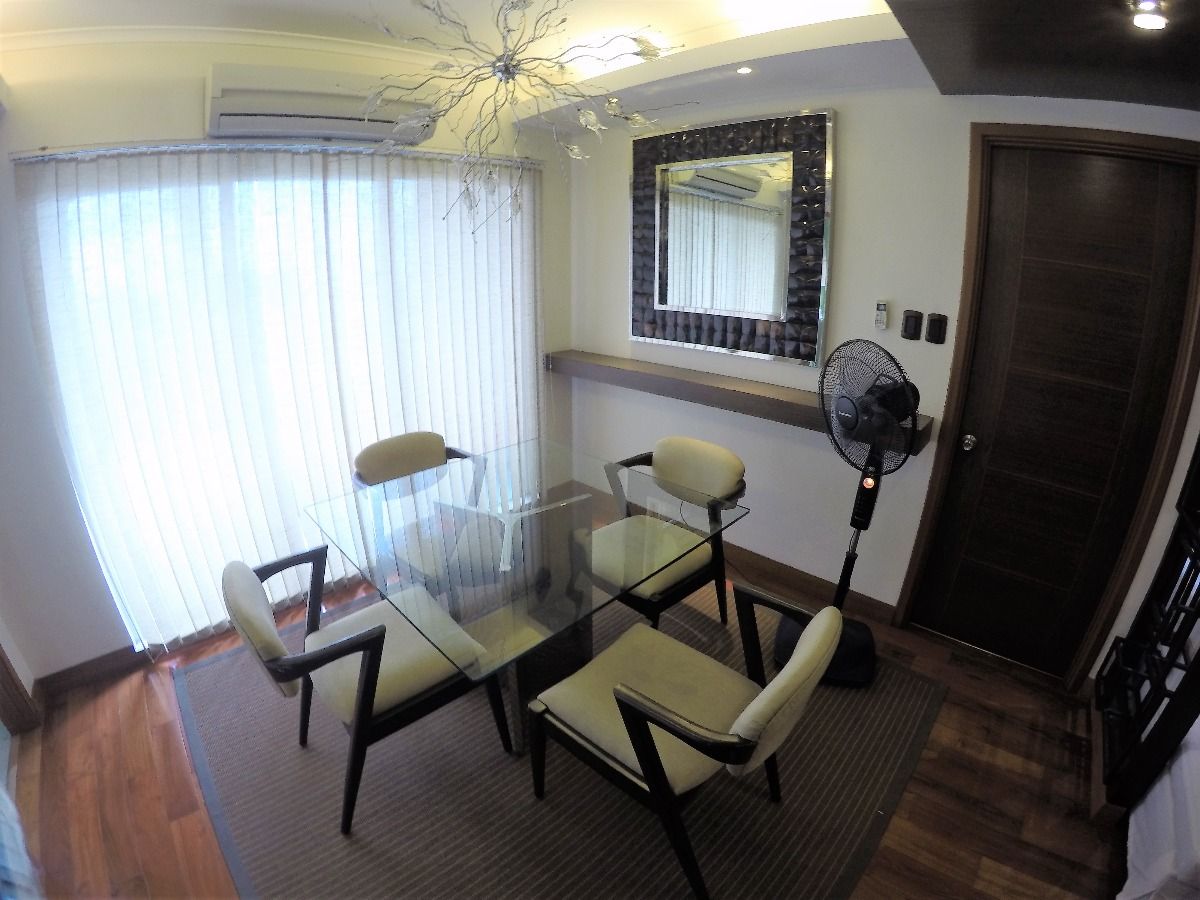 1 Bedroom Unit in South of Super Market Private Residences09