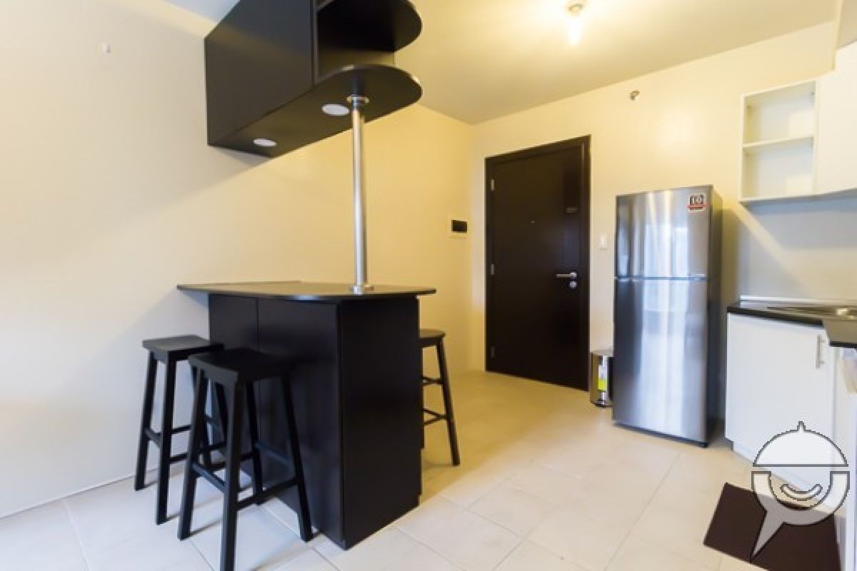 "Furnished 1 BR Condo FOR RENT in Avida Towers Global City, Taguig"02
