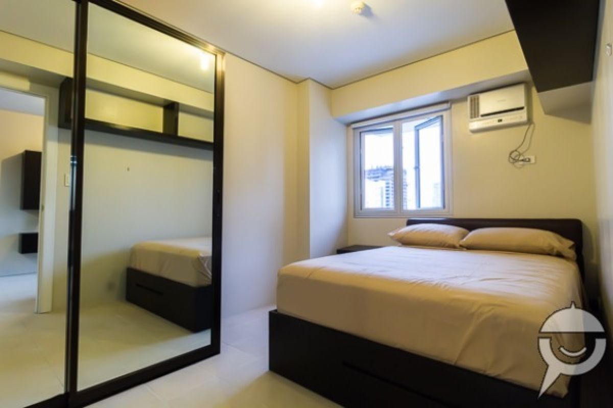 "Furnished 1 BR Condo FOR RENT in Avida Towers Global City, Taguig"04