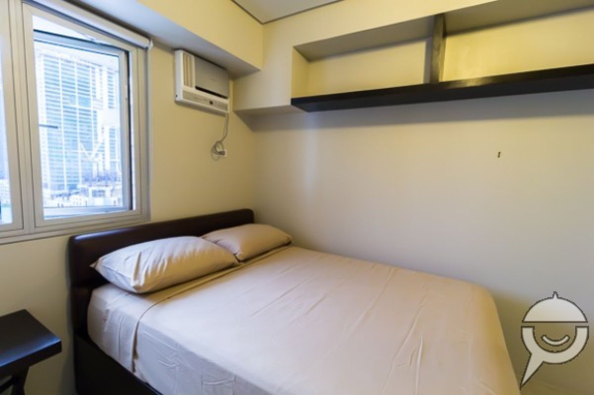 "Furnished 1 BR Condo FOR RENT in Avida Towers Global City, Taguig"05