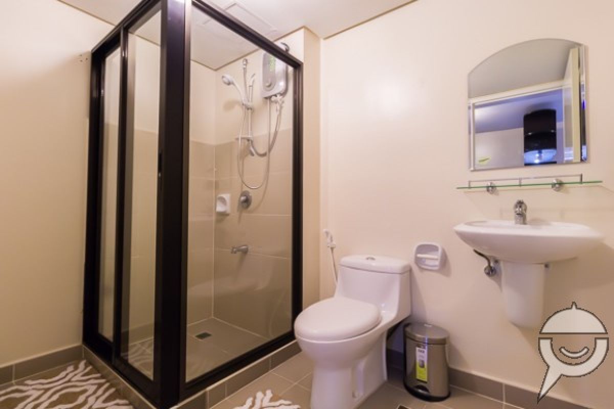 "Furnished 1 BR Condo FOR RENT in Avida Towers Global City, Taguig"06
