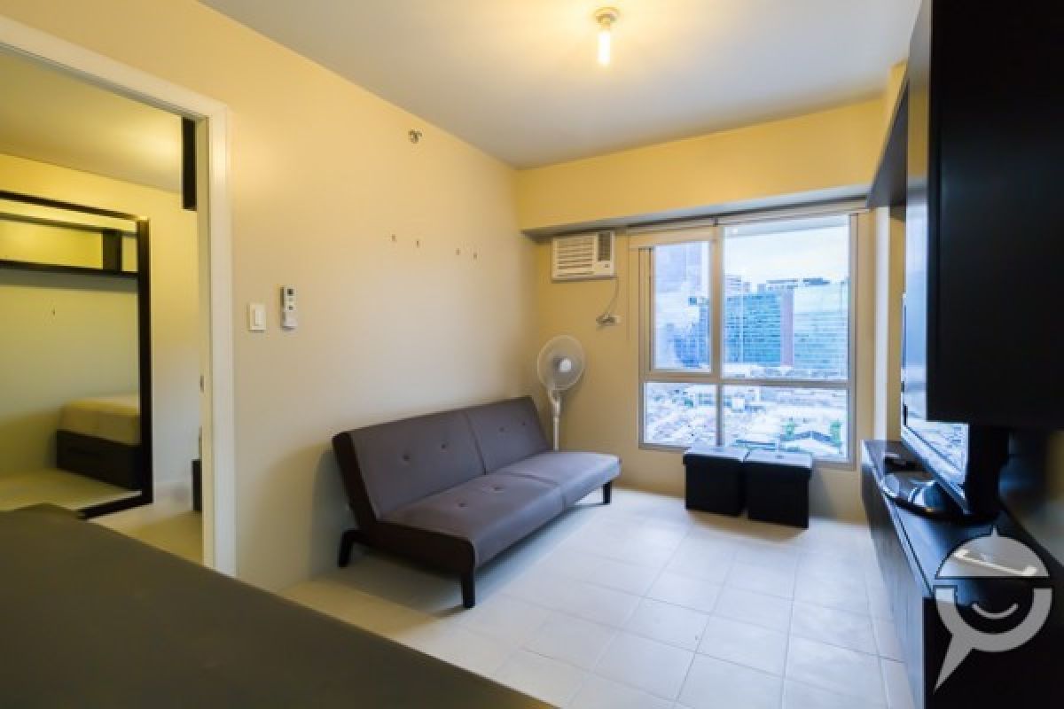 "Furnished 1 BR Condo FOR RENT in Avida Towers Global City, Taguig"07