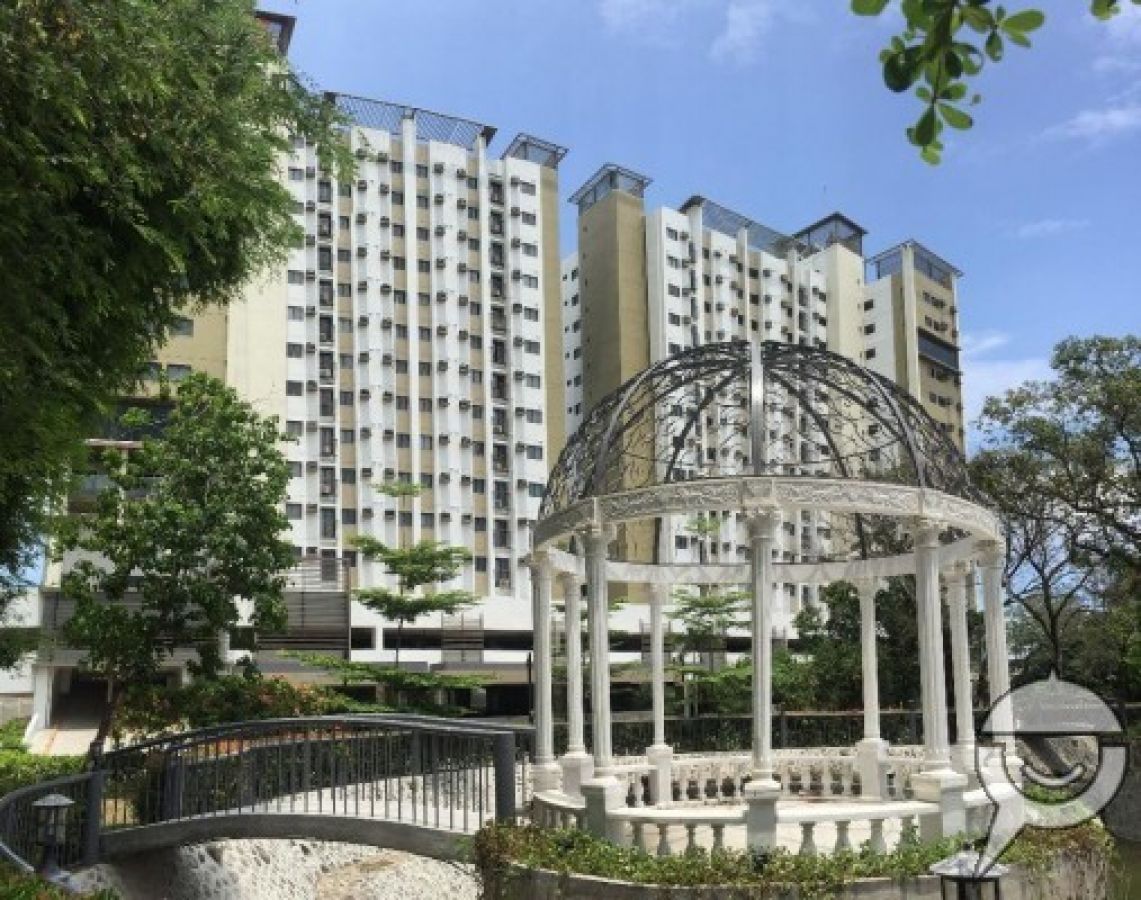 2-BR Condo w/ Fiber Internet - near IT Park04
