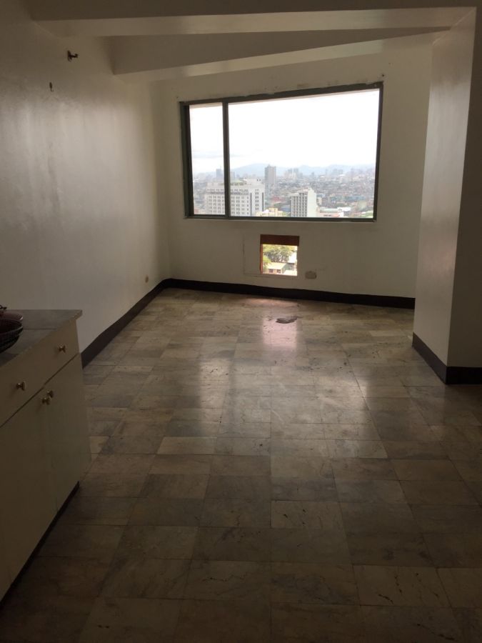3Bedroom Condo for Rent in Burgandy West Bay in Manila03