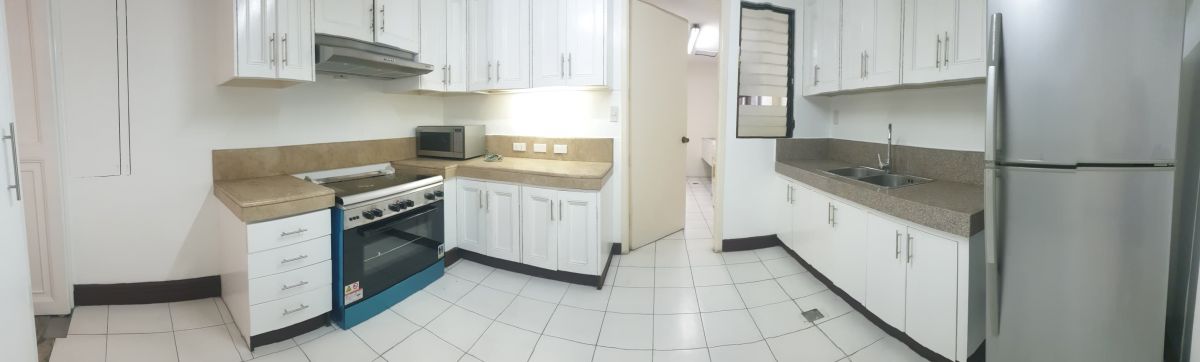 "Beautiful 3 BR at Alexandra Condominium - Ortigas, CBD"02