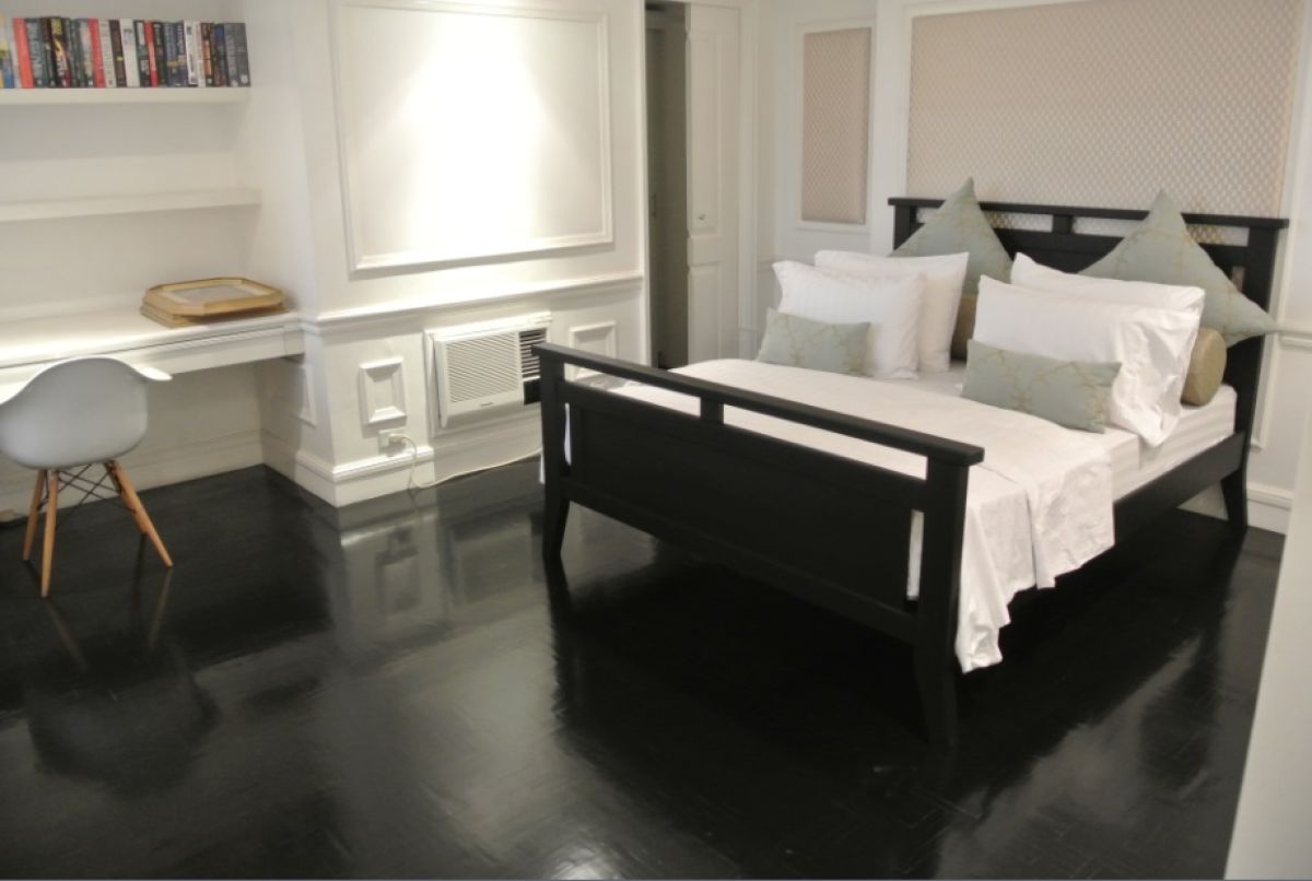 2BR in Twin Towers Makati FOR RENT03