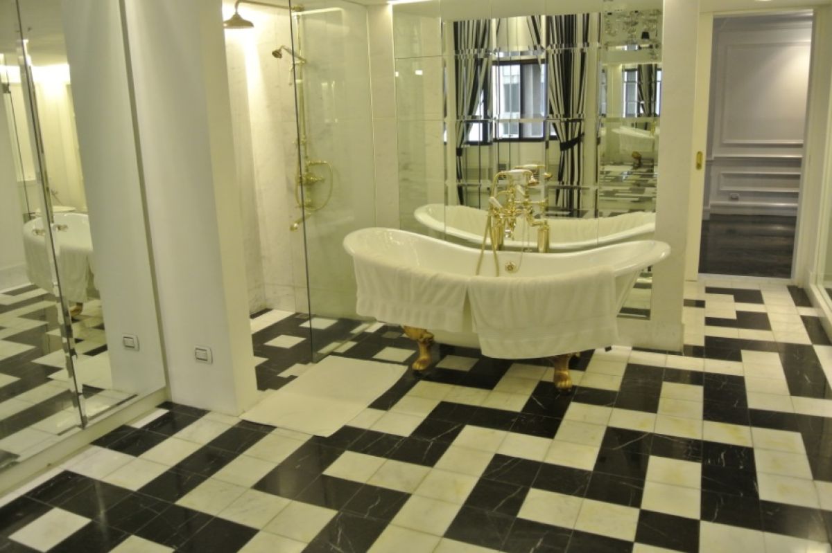 2BR in Twin Towers Makati FOR RENT08