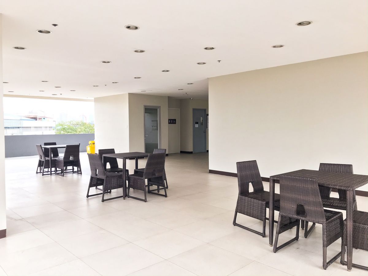 Fully furnished studio unit in Avida Towers Intima04