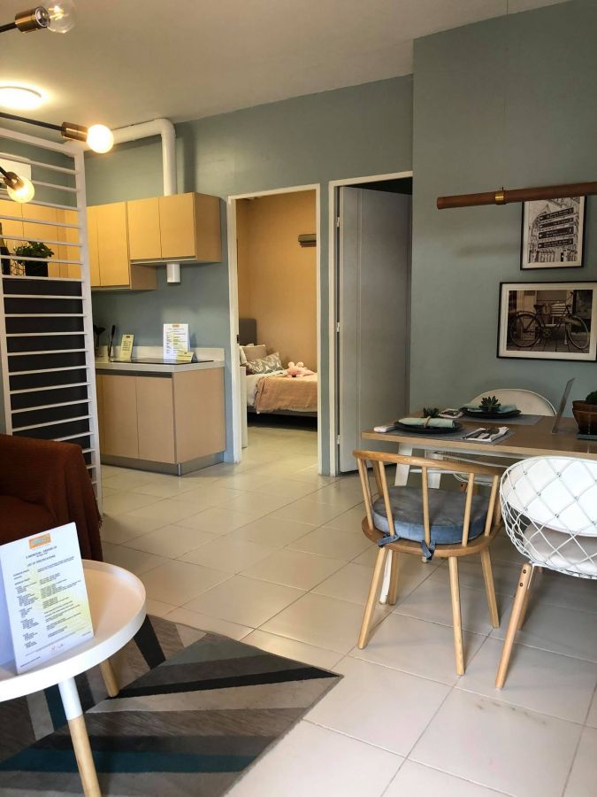 "For Rent 2 Bedroom End Unit/Morning Sun,Few steps to Elevator. Anabu Imus,Cavite"03
