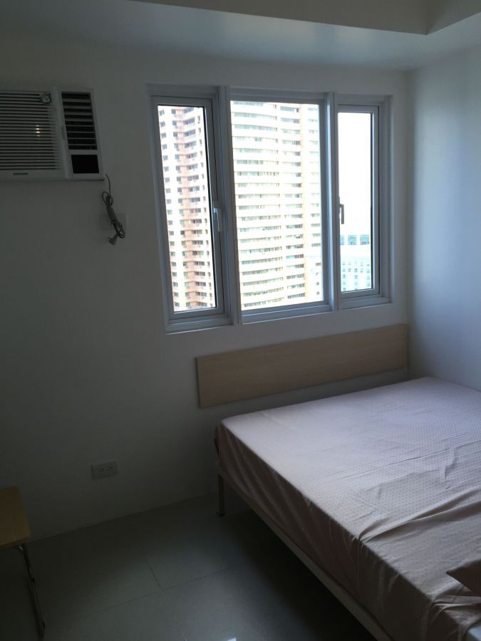 1 bedroom unit fully furnished for sale in SM Light Residences04